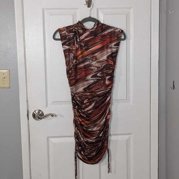 Pretty Little Thing Ruched‎ Tie-Side Bodycon 70s Inspired Mesh Mini Dress Size 4 - Picture 2 of 7